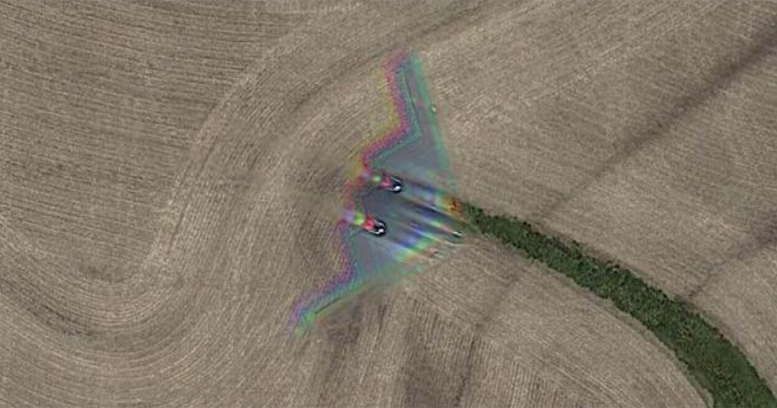 خرائط جوجل تلتقط صورة لطائرة شبح حربية